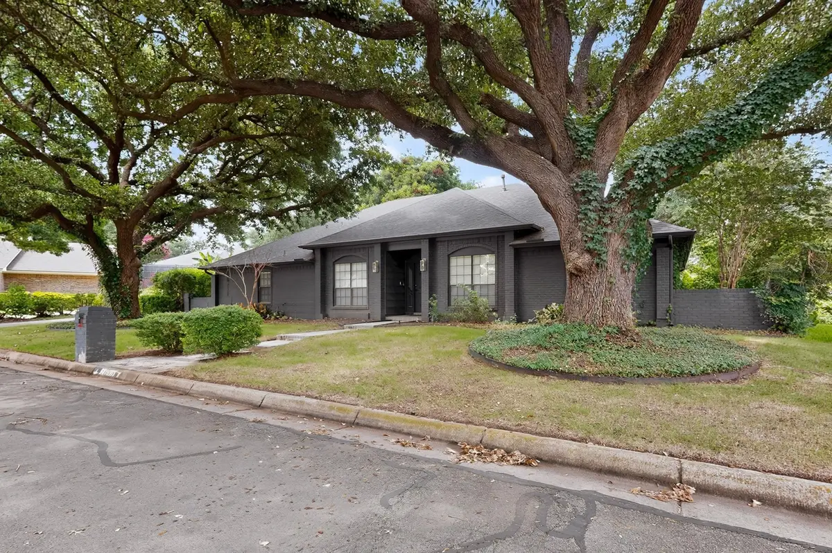 3900 N Shadycreek Drive, Arlington, TX 76013 - #1