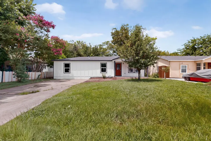 11303 Iris Drive, Balch Springs, TX 75180 - #2