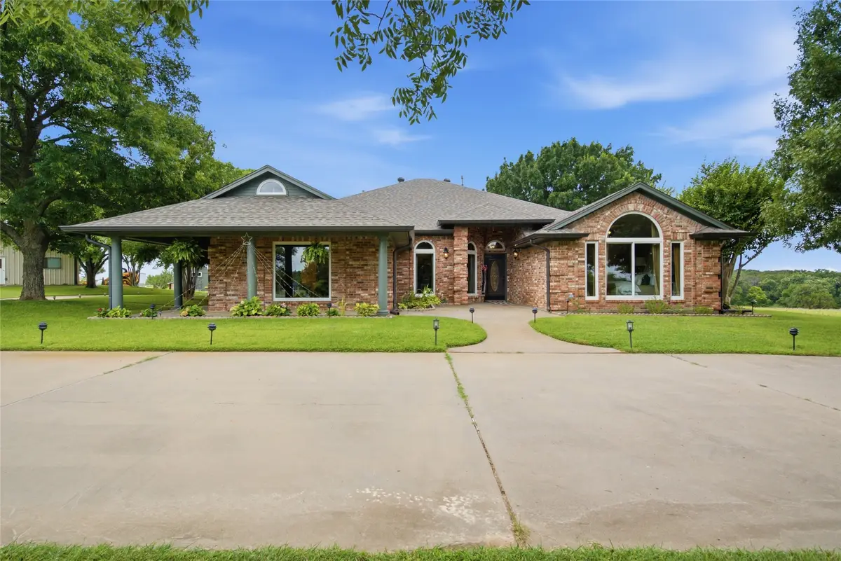 152 Fox Road, Weatherford, TX 76088 - #1