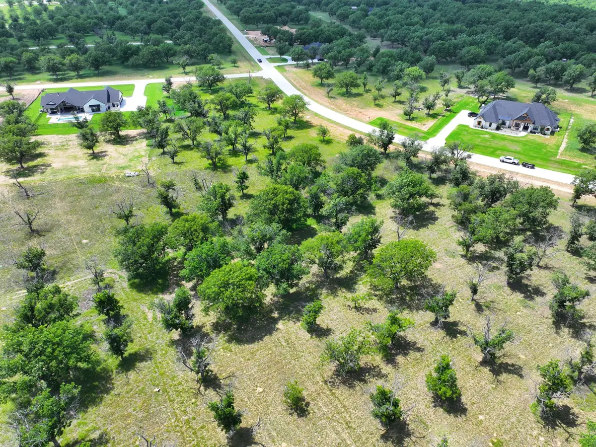2131 E Landings N, Granbury, TX 76049 - #1