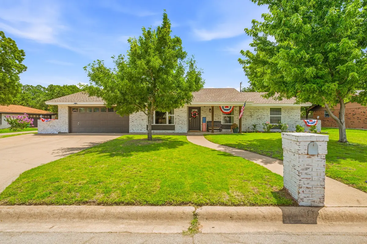 977 Mockingbird Street, Stephenville, TX 76401 - #1