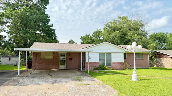 309 Glen Oaks, Bonham, TX 75418