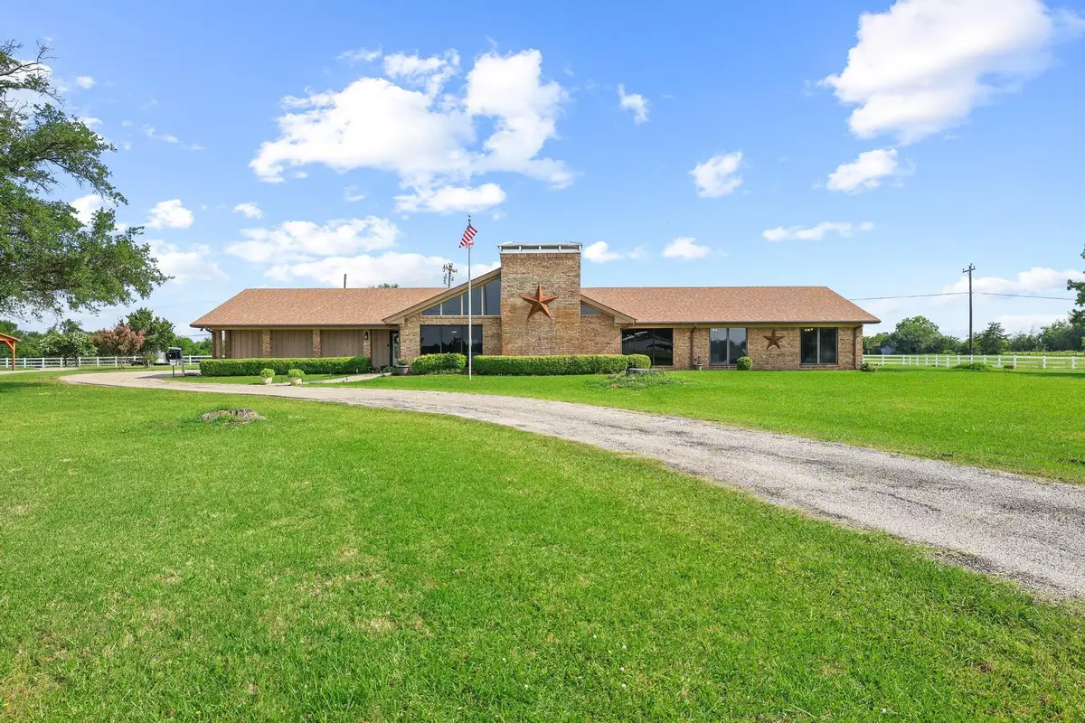1900 S Shore Drive, Bonham, TX 75418 - #1
