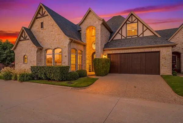 2414 Vineyard Drive, Granbury, TX 76048