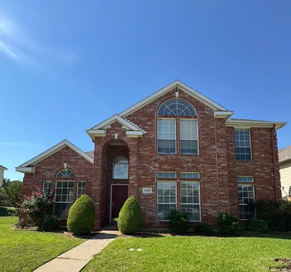404 Belmont Court, Lewisville, TX 75067