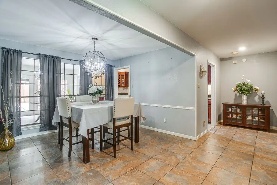 1800 Briarcrest Lane, Arlington, TX 76012 - #3
