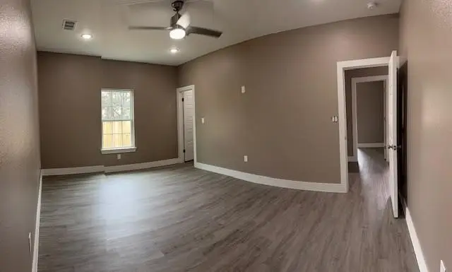 3513 Tomahawk Drive, Granbury, TX 76048 - #3