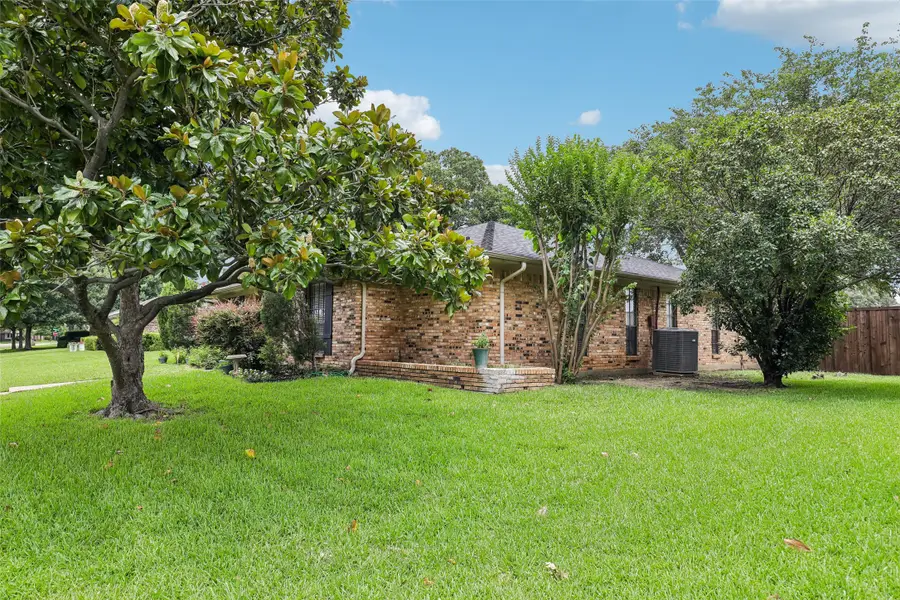 1549 Oak Creek Drive, Lewisville, TX 75077 - #3