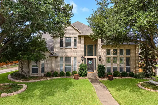 3807 Keystone Court, Carrollton, TX 75007