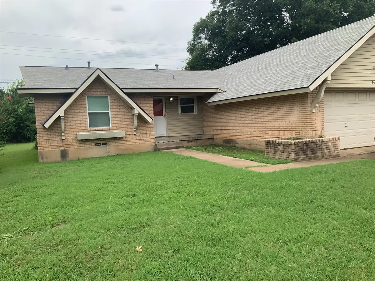 1421 N 9th Street, Midlothian, TX 76065 - #1