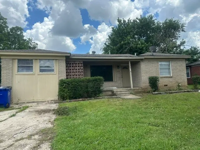 106 Tipton Street, Whitesboro, TX 76273 - #1