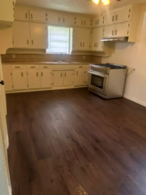 106 Tipton Street, Whitesboro, TX 76273 - #2