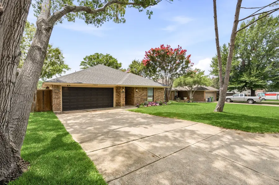 7520 Jamie Renee Lane, North Richland Hills, TX 76182 - #2