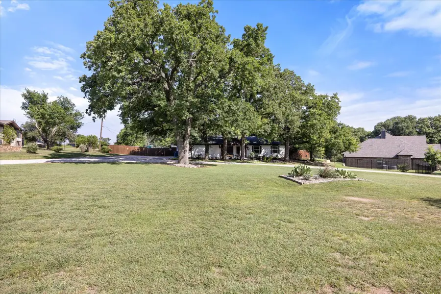 1003 Newell, Hudson Oaks, TX 76087 - #2