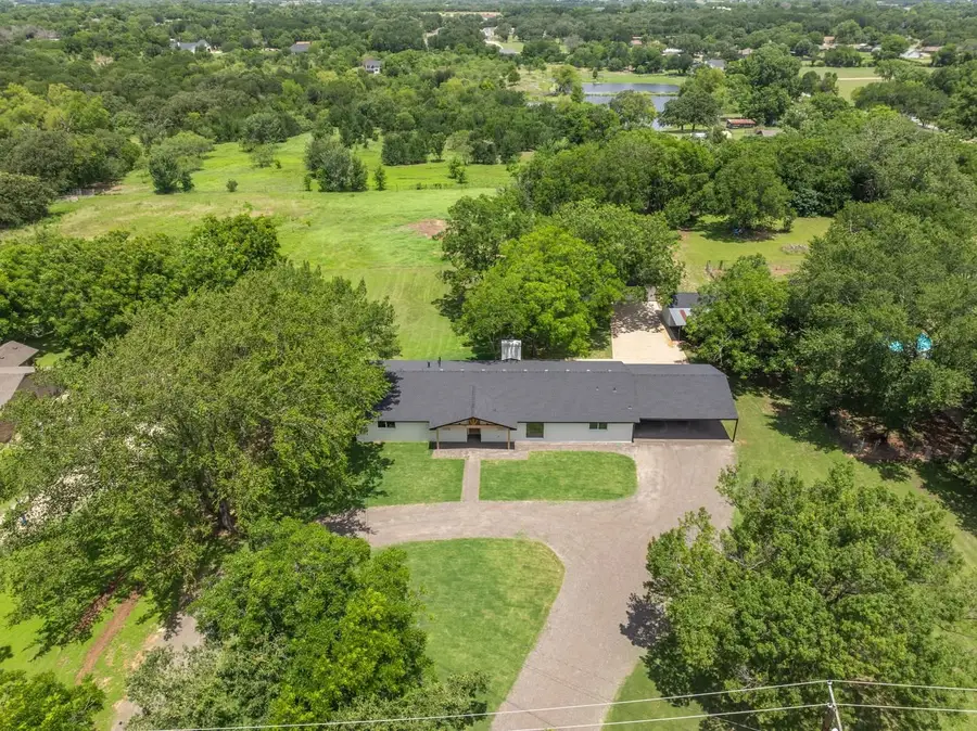616 E Moonlight Drive, Robinson, TX 76706 - #3