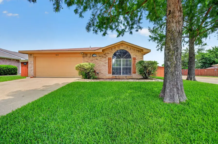 9339 Crimnson Court, Dallas, TX 75217 - #2