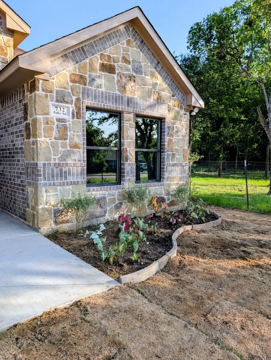 732 Fuller Avenue, Cleburne, TX 76031 - #3