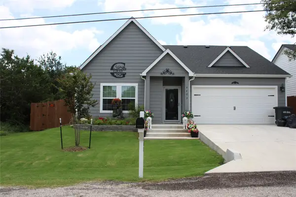4403 Mountain Hollow Drive, Granbury, TX 76048