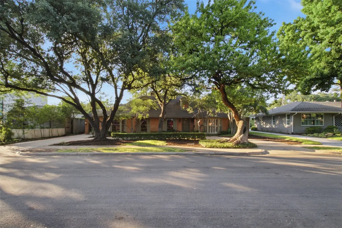 3917 Fairfax Avenue, Dallas, TX 75209 - #1