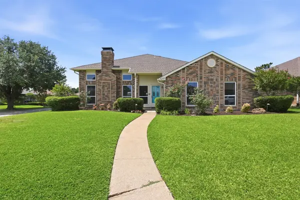 4257 Harvest Hill Road, Carrollton, TX 75010