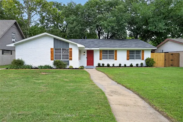 2507 Foxcroft Circle, Denton, TX 76209