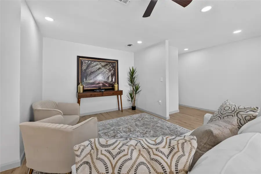 2507 Foxcroft Circle, Denton, TX 76209 - #3