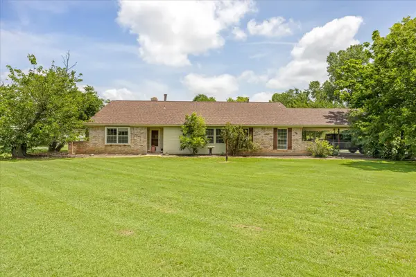 4210 Waples Road, Granbury, TX 76049