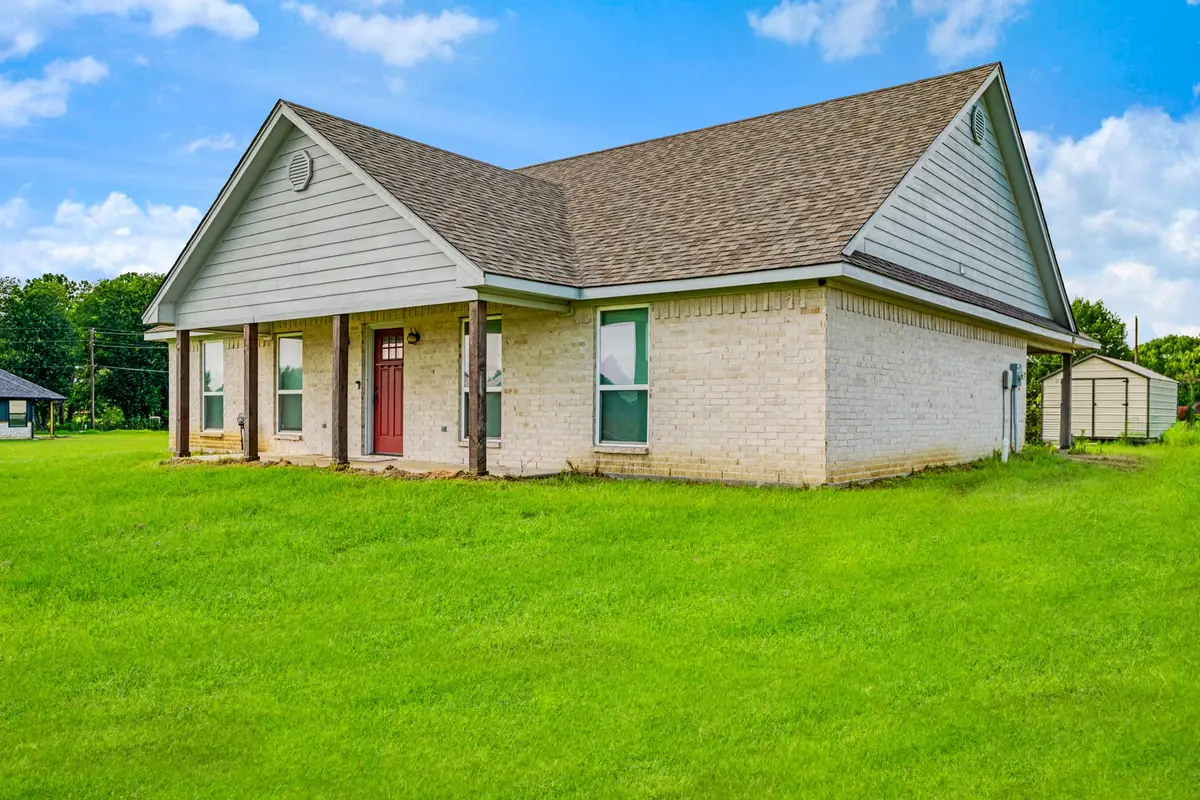 735 Todd Street, Blossom, TX 75416 - #1