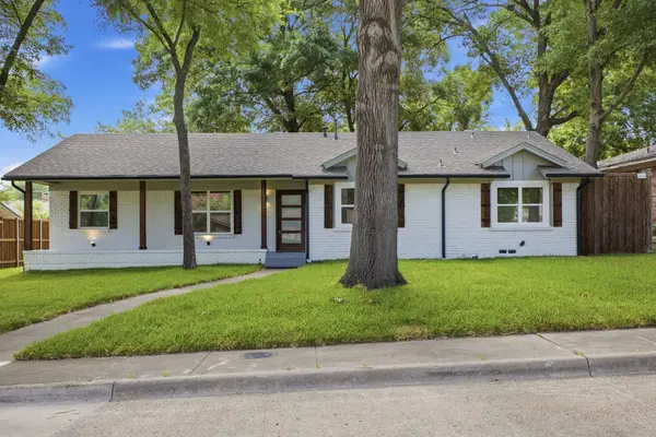 1912 Greenbriar Court, Plano, TX 75074