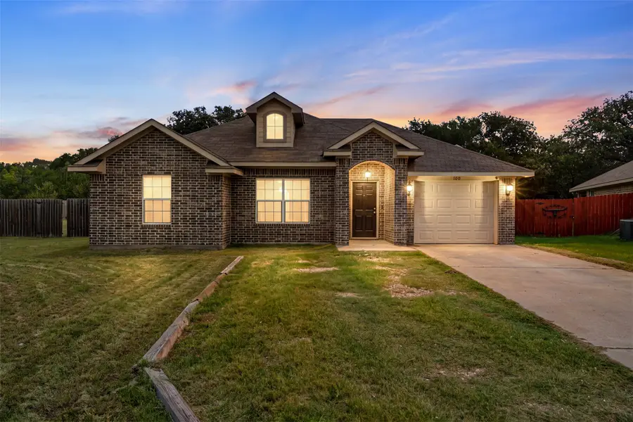 100 Tomahawk Drive, Lacy Lakeview, TX 76705 - #2