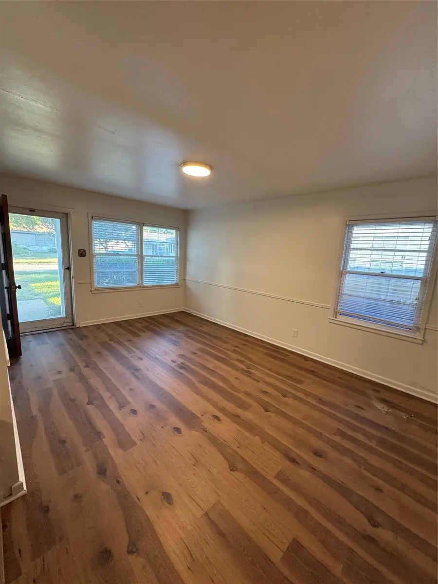 5128 Ira Street, Haltom City, TX 76117 - #2