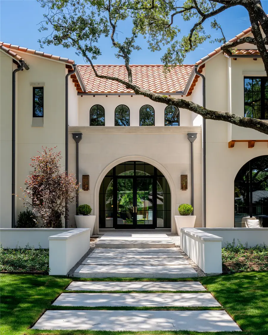 6830 Stefani Drive, Dallas, TX 75225 - #2