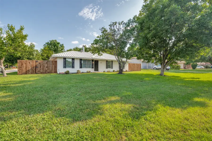 616 E Avenue E, Midlothian, TX 76065 - #2