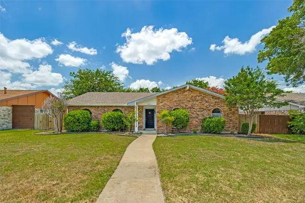6521 Chinaberry Trail, Plano, TX 75023