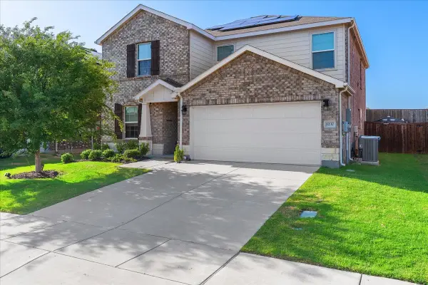 1237 Trace Drive, Aubrey, TX 76227