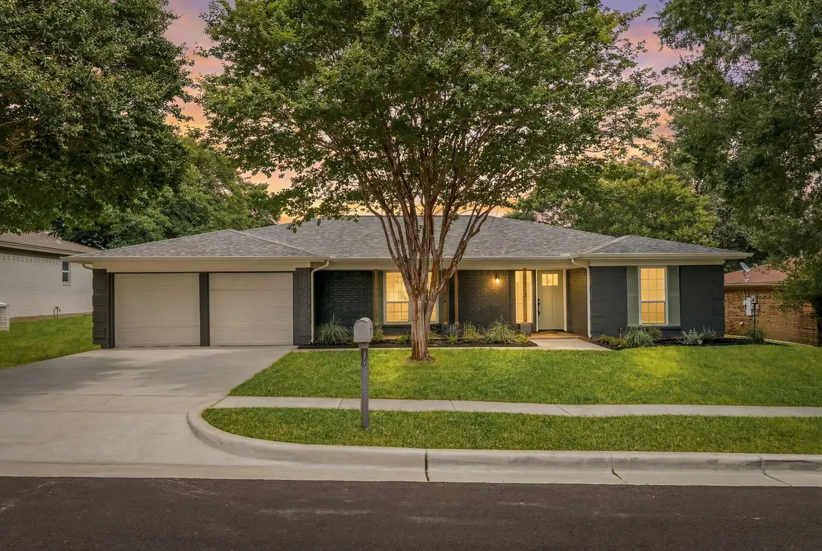 8209 Pearl Street, North Richland Hills, TX 76180 - #1