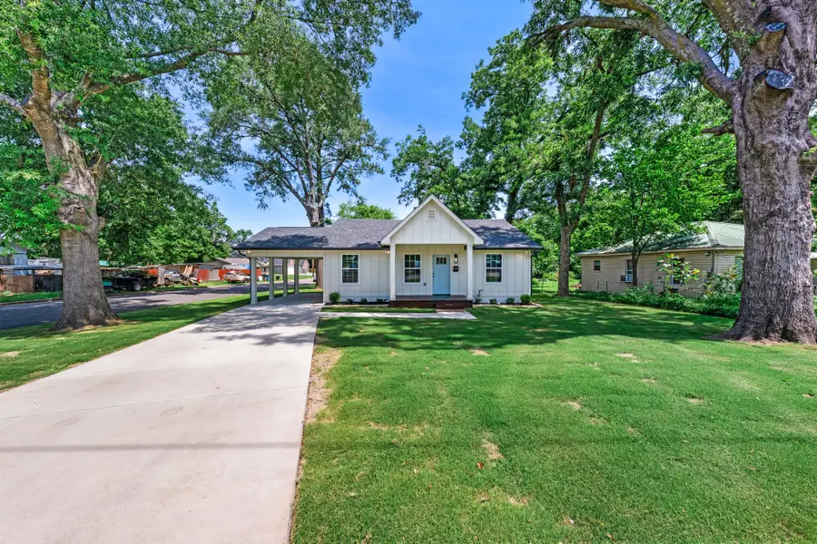 200 Whitworth Street, Sulphur Springs, TX 75482 - #2