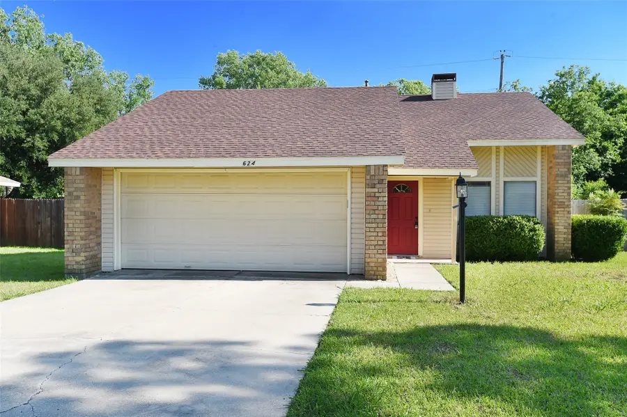 624 Aspen Drive, Denton, TX 76209 - #2