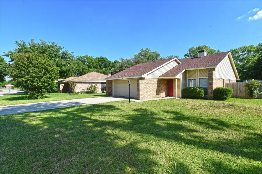 624 Aspen Drive, Denton, TX 76209 - #3