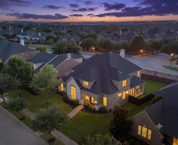 632 Duke Saxony Drive, Lewisville, TX 75056