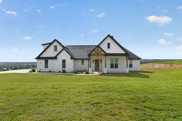 1040 Agnes N, Springtown, TX 76082