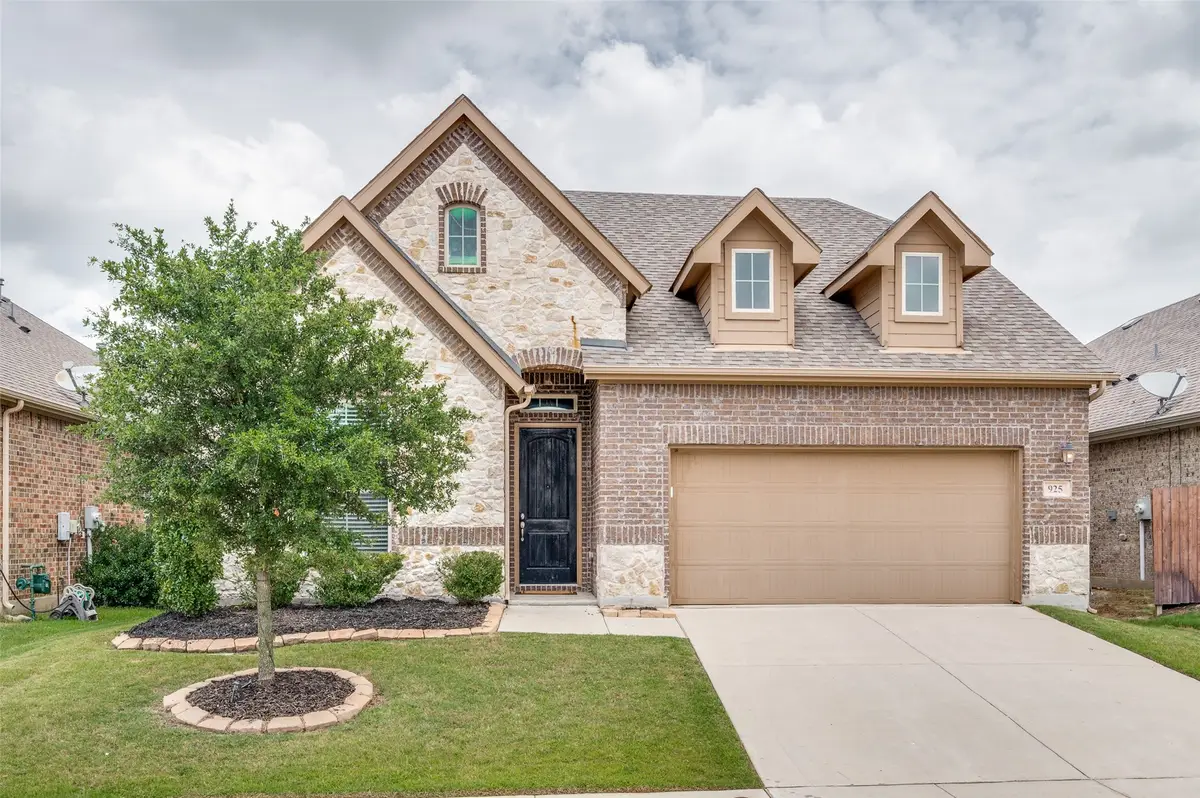925 Lake Cypress Lane, Little Elm, TX 75068 - #1
