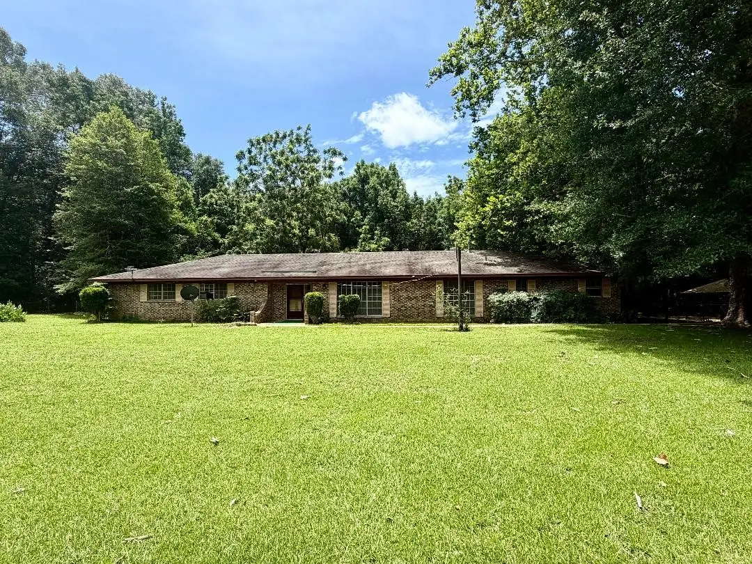 257 Bacle Road, Coushatta, LA 71019 - #1