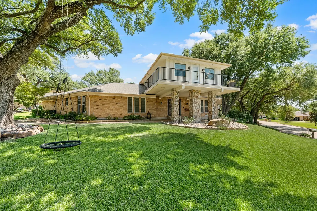 1501 S Lakeshore Drive, Rockwall, TX 75087 - #1