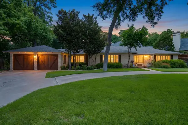 2603 Simondale Drive, Fort Worth, TX 76109
