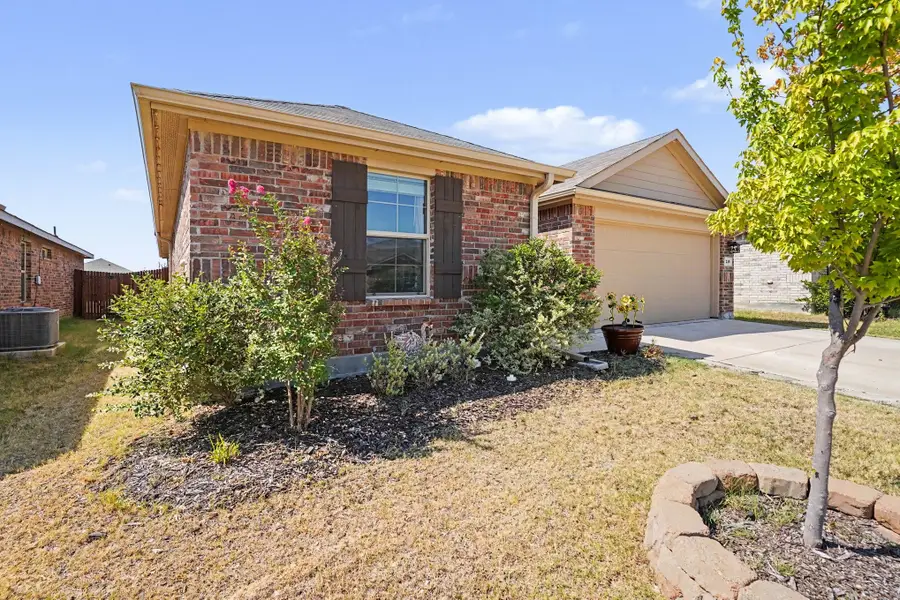 225 Olympia Marble Drive, Fort Worth, TX 76131 - #2