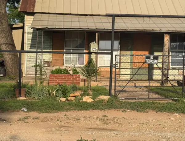 125 Lombard Street, Baird, TX 79504