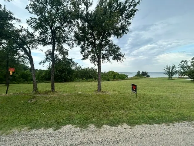 000 Twin Hills Road, Lake Bridgeport, TX 76426 - #1