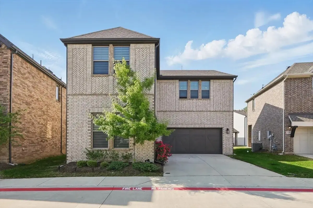 222 Woodson Street, Irving, TX 75063 - #1