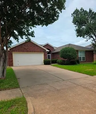 307 Dimes Street, Arlington, TX 76002 - #1